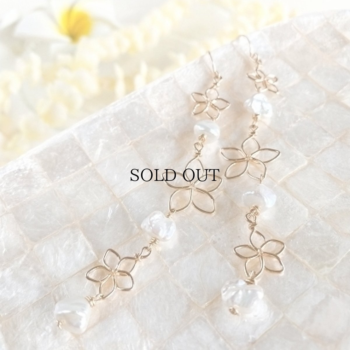 画像2: Keshi Pearl Plumeria Pierce/Earring (2)