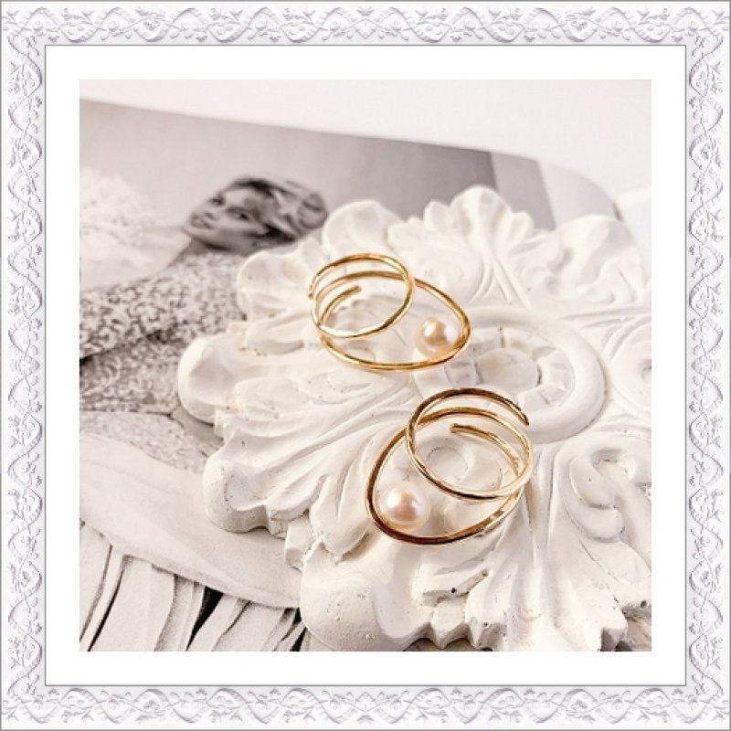 Oval Pearl Ring - Leinai'a